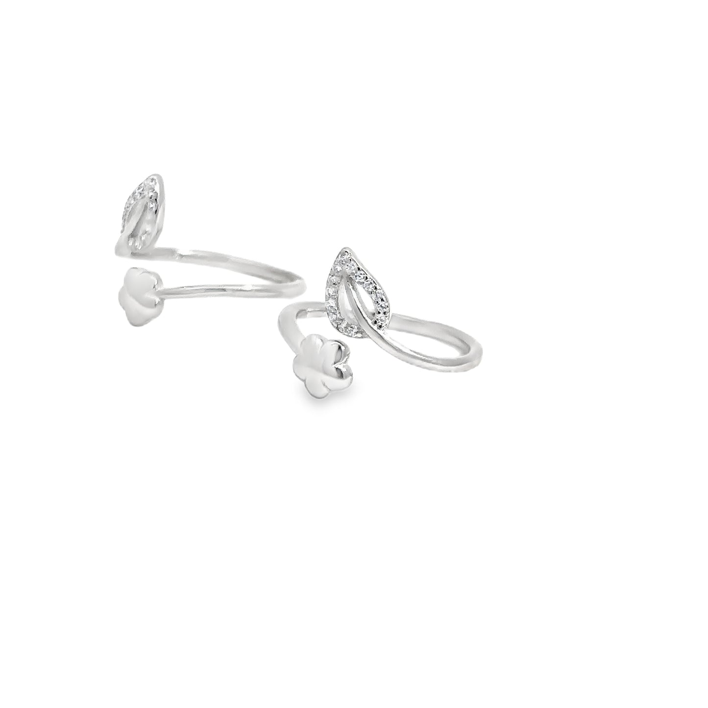 Elegant Silver Leaf and Clover Toe-Rings