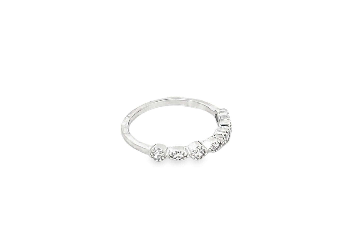 Elegant Band Ring