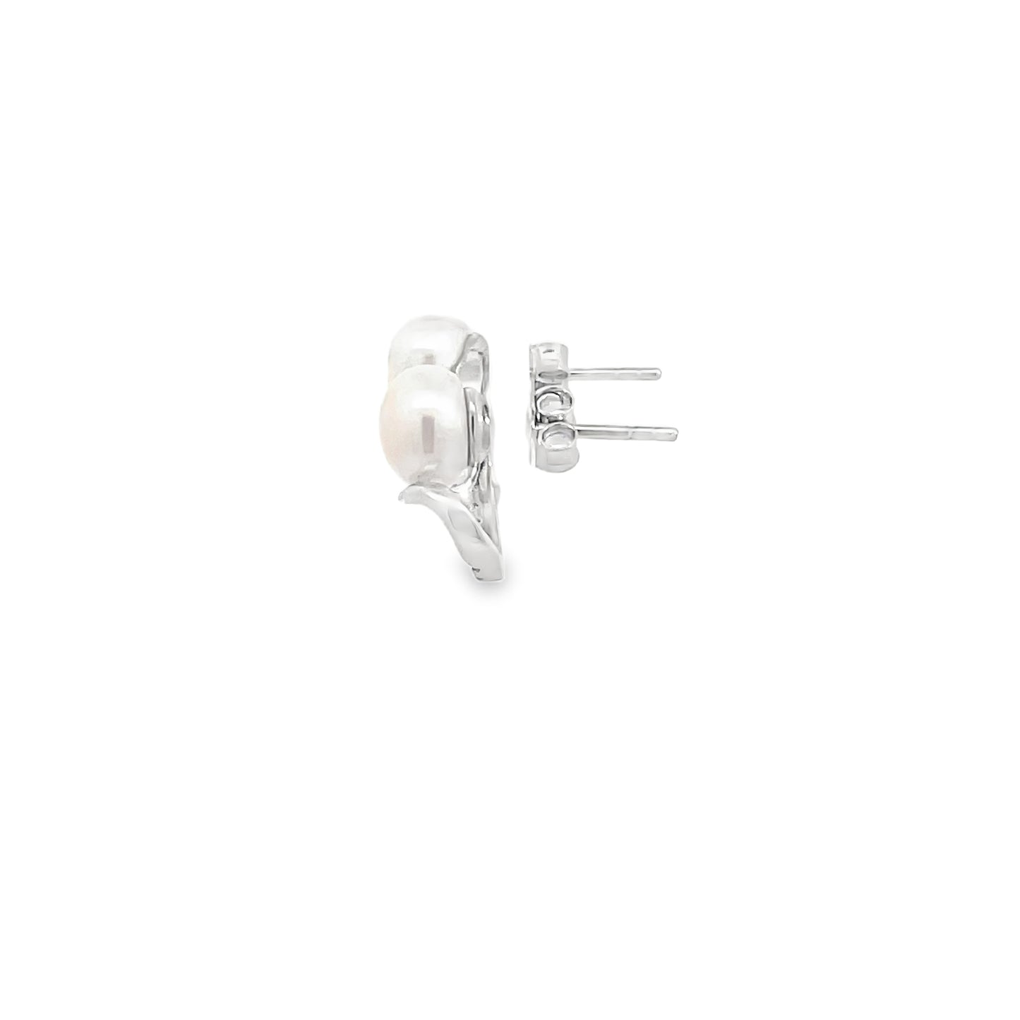 Elegant Pearl and Silver Earrings