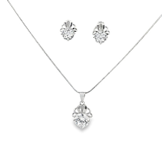 Elegant Jewelry Set with Pendant and Earrings