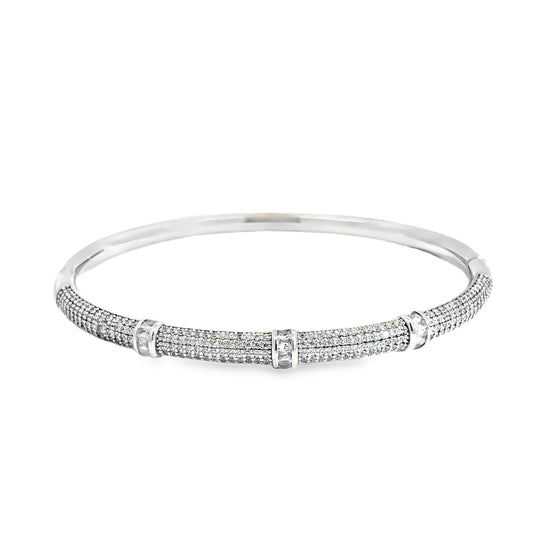 Elegant Silver Bracelet with Sparkling Details
