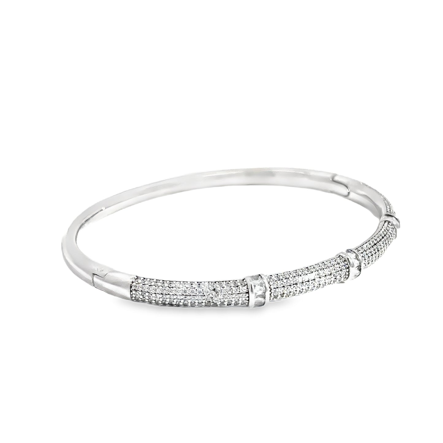 Elegant Silver Bracelet with Sparkling Details