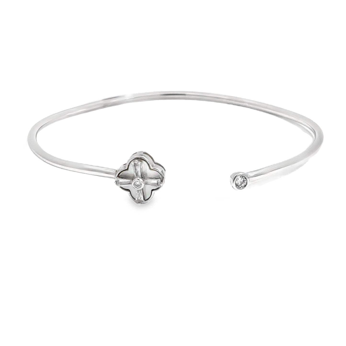 Elegant Silver Bracelet with Gemstone Accent
