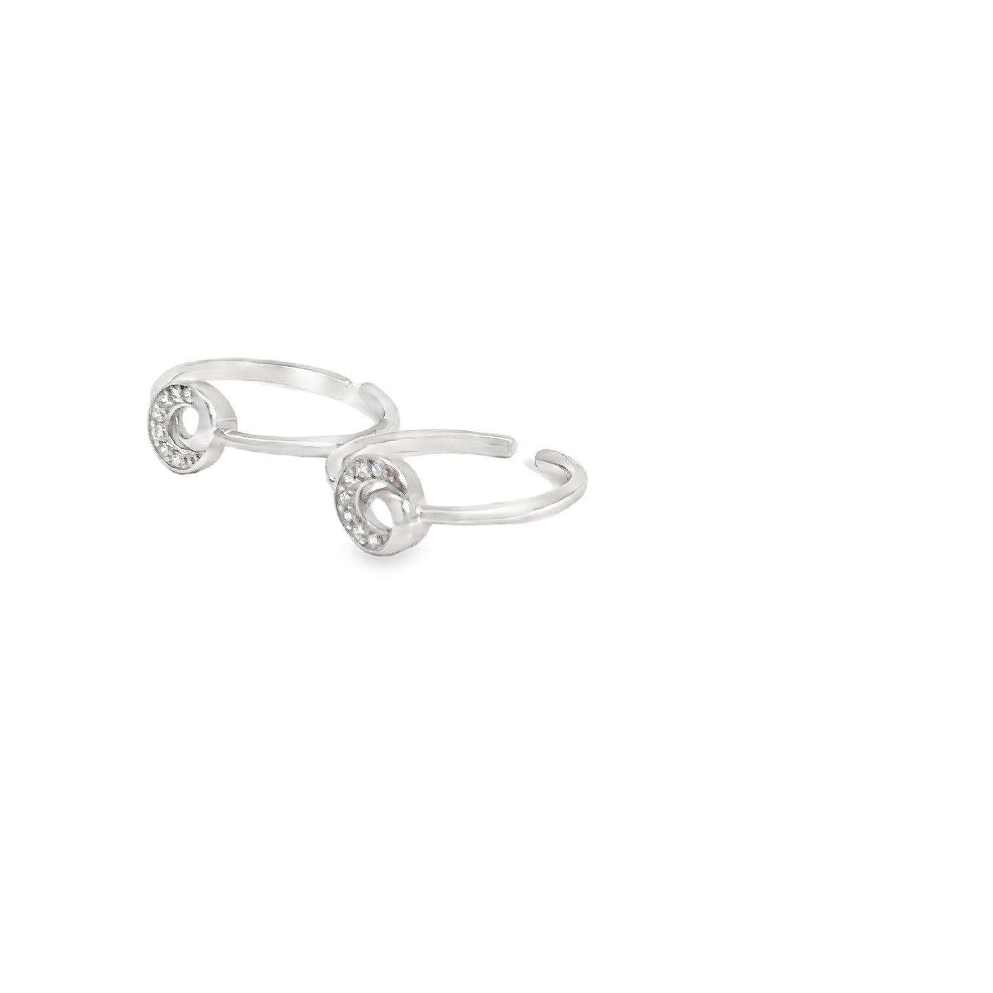 Elegant Silver Toe-Rings with Sparkling Detail